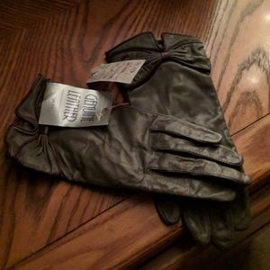 Genuine "driving gloves" from the 50's